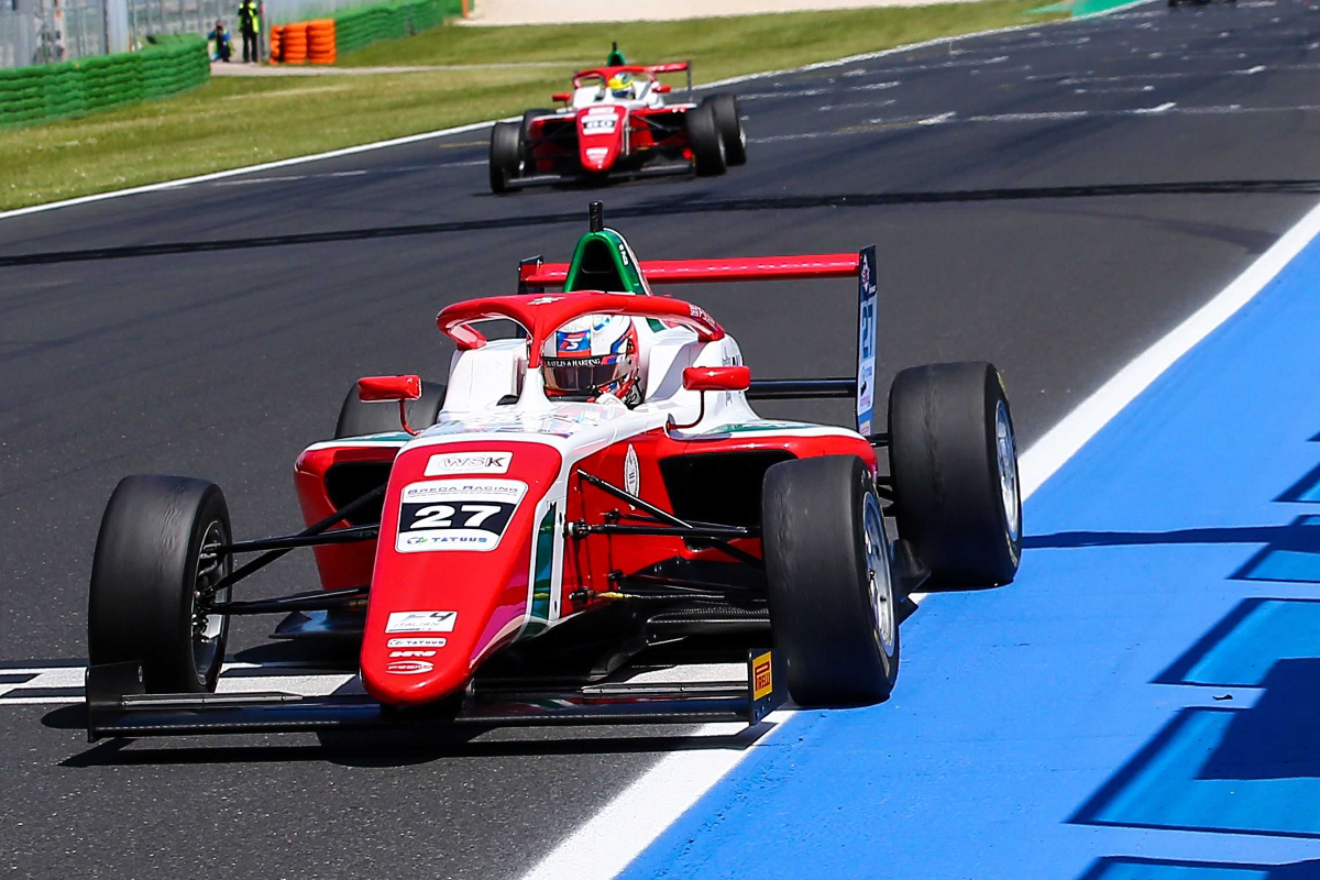 Untouchable Slater doubles up in Italian F4 race two at Misano
