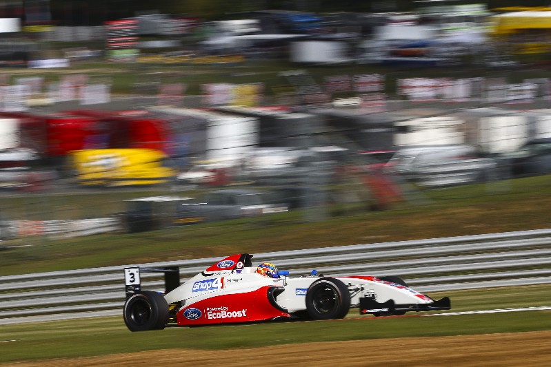 Hoggard Takes Eighth British F4 Win Doohan Wins Rookie Cup At Brands