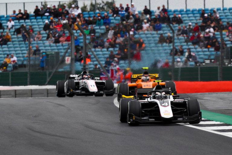 f2-drivers-unsure-how-bahrain-feature-race-will-play-out-formula-scout