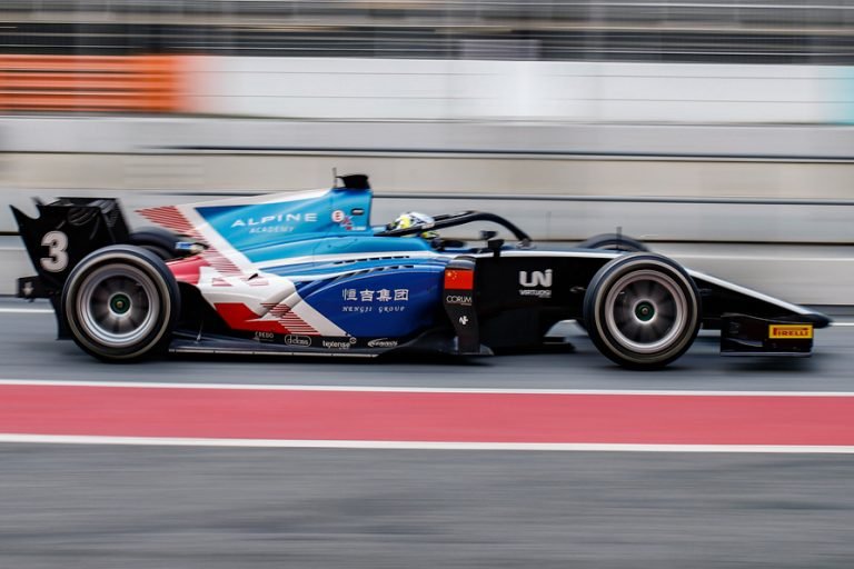 Zhou wins the F2 feature race at Silverstone - Formula Scout